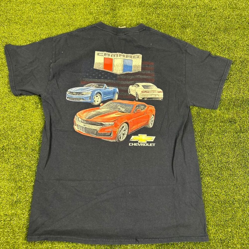 Gildan Men's Navy and Blue T-shirt